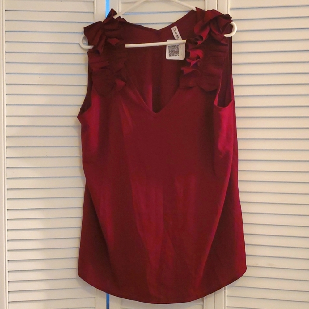 Zenana dark burgundy Top